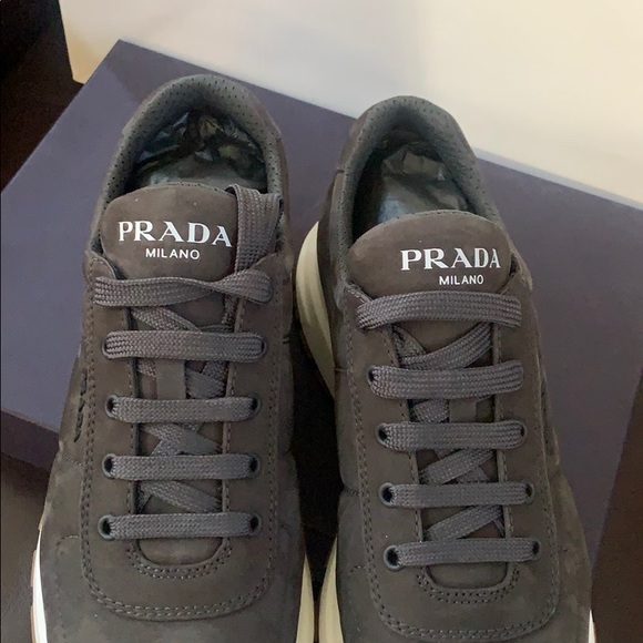 Prada Men’s Sneakers, Mint Condition, Box not Included, EU 9.5, US 10.5 - Picture 5 of 5